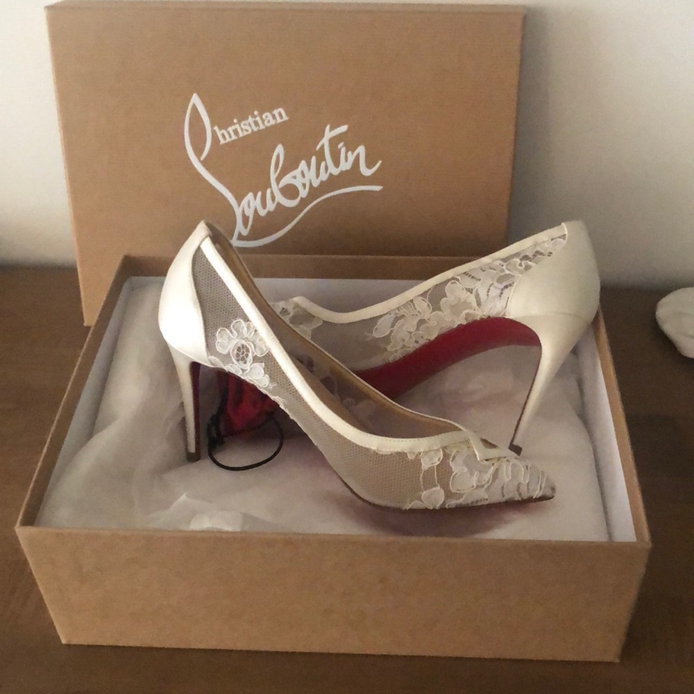 Brand New! White lace Christian Louboutin crepe